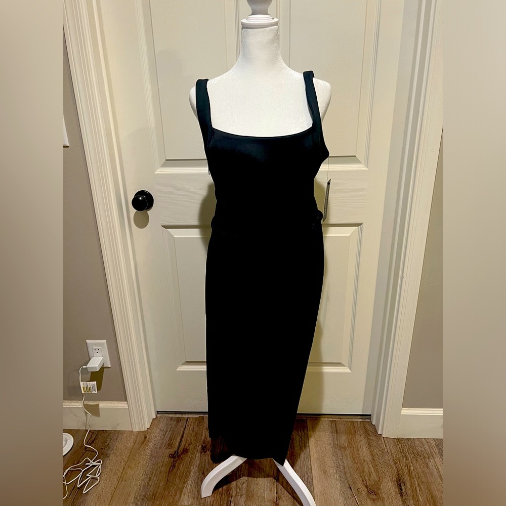 Formal little black dress. Guess by Marciano